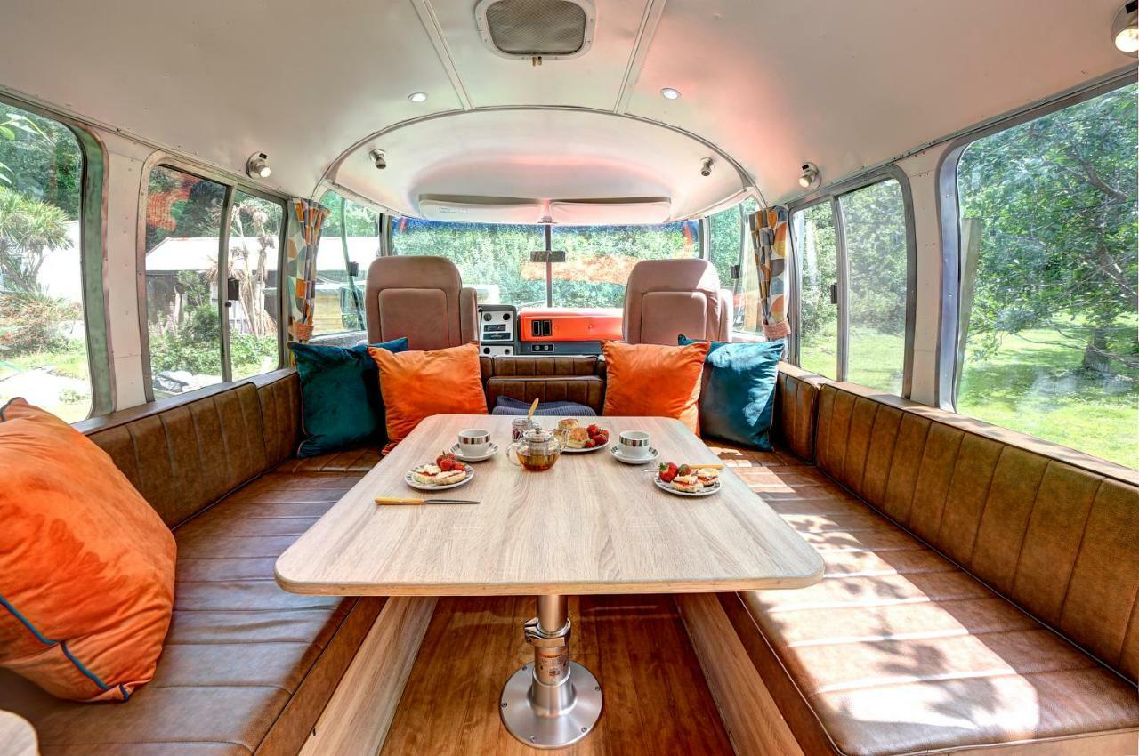 Glamping 1970 American Airstream Motorhome Ponsanooth Exterior foto